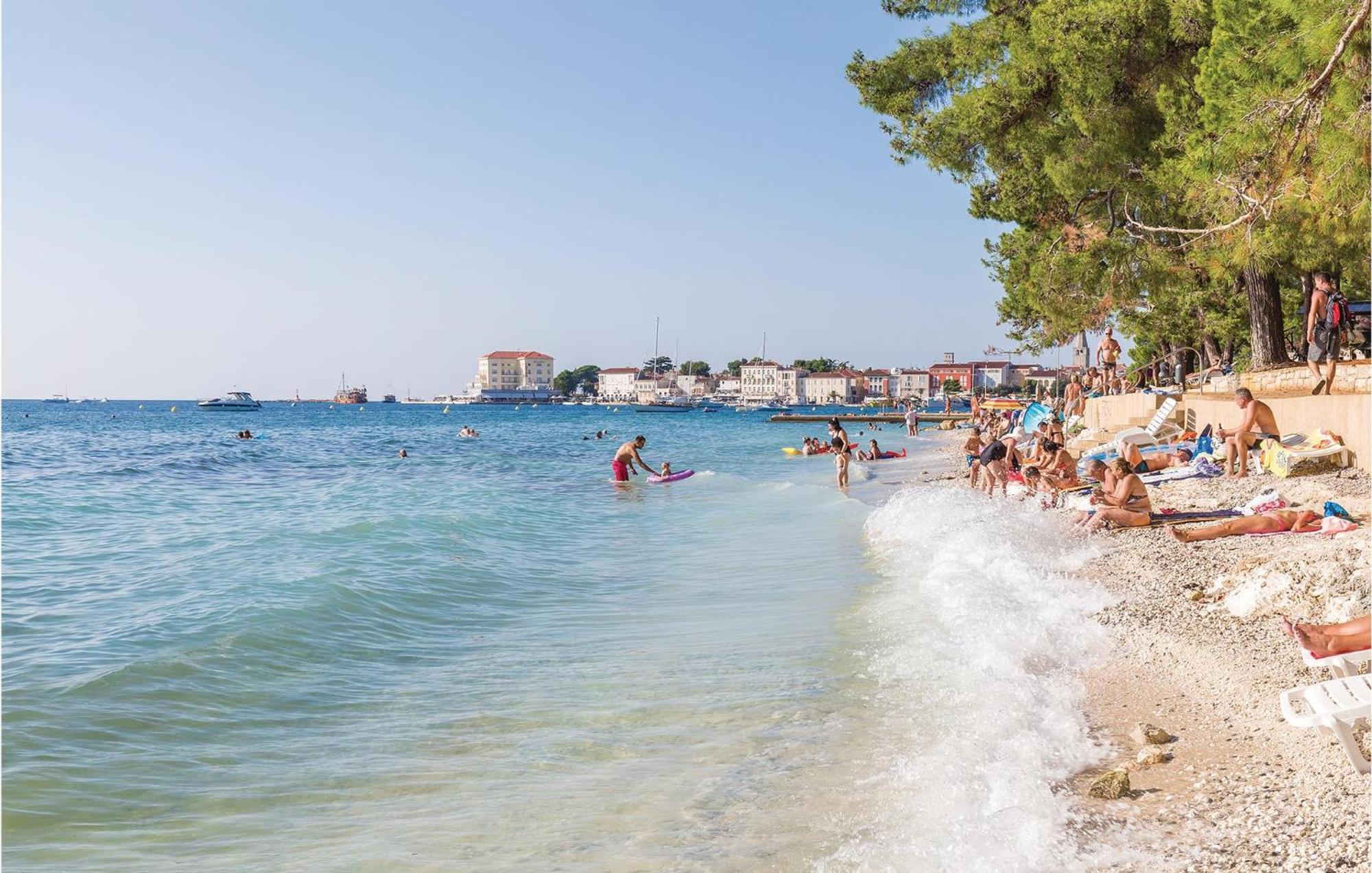 Awesome Home In Porec With House Sea View Εξωτερικό φωτογραφία